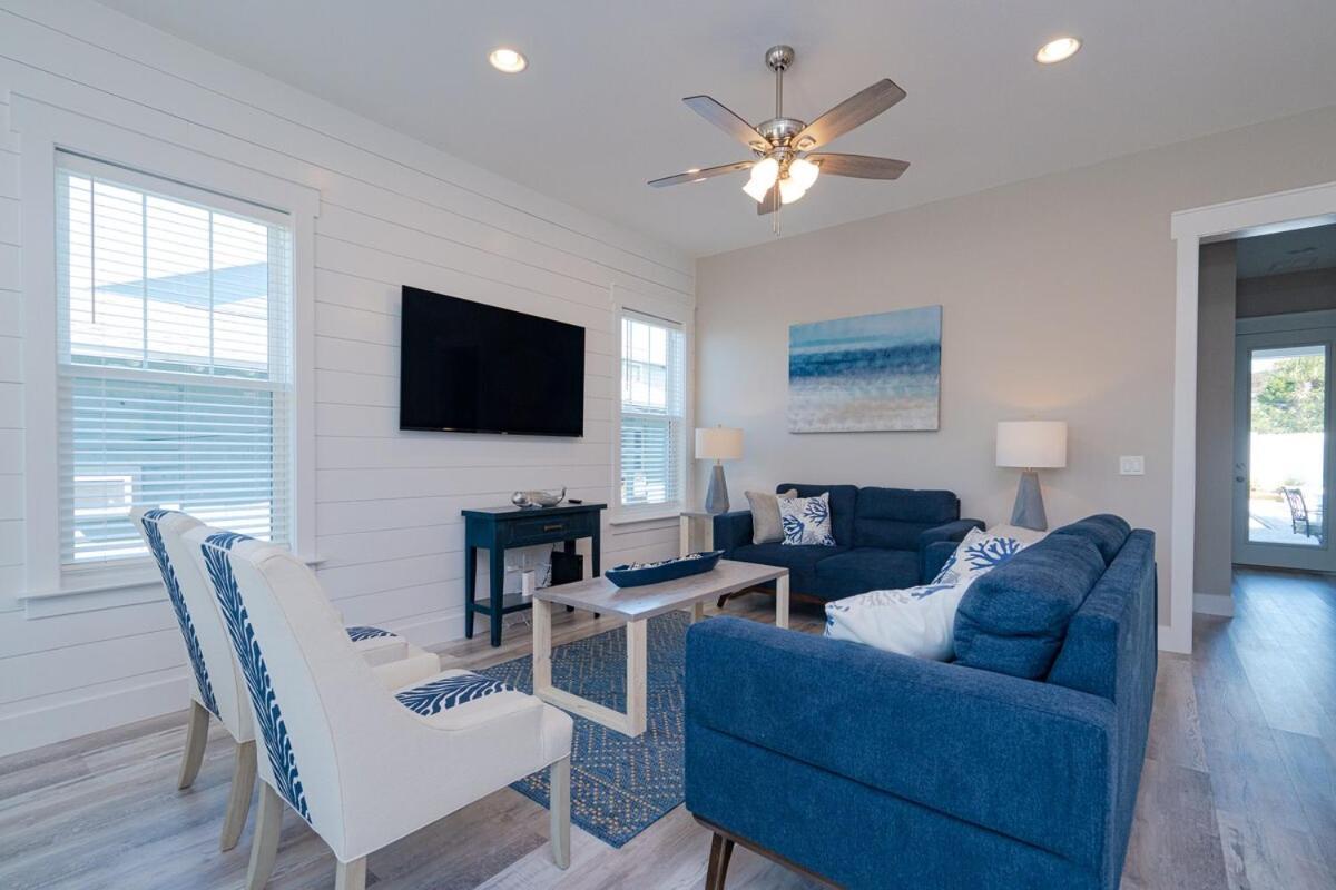 Brand New, Steps To Beach, Gulf Views, Heated Pool *